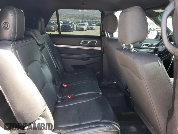 2016 Ford Police Interceptor Utility z VIN 1FM5K8AT0GGB12978, wystawiony jako Copart lot #50815895 z przebiegiem 94 243 mil mil oraz Szkoda całkowita • Salvage title. Historia ofert i sprzedaży dostępna na DreamBid. Obrazek 11.