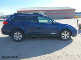 2010 Subaru Outback Premium All-Weather with VIN 4S4BRBCC9A3372027, listed as a IAAI auction lot 42070719 with 158,122 mi miles. Bid and sale history available at carsss.com. Image 14.