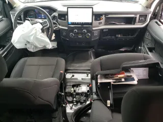 2022 Ford Expedition XL with VIN 1FMJU1FT1NEA52646, listed as a Copart auction lot 61007094 with 32,972 mi miles and Salvage Title. Bid and sale history available at carsss.com. Image 8.