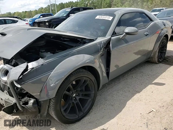2023 Dodge Challenger R/T Scat Pack Widebody z VIN 2C3CDZFJ2PH694352, wystawiony jako Copart lot #50634415 z przebiegiem 5 340 mil mil oraz Szkoda całkowita • Salvage title. Historia ofert i sprzedaży dostępna na DreamBid. Obrazek 10.