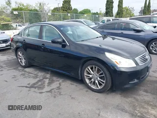 2008 Infiniti G35 Journey with VIN JNKBV61E98M222109, listed as a IAAI auction lot 42071416 with 216,507 mi miles. Bid and sale history available at carsss.com. Image 1.