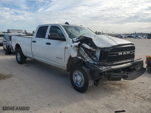 2021 Ram 2500 Tradesman with VIN 3C6UR5HJ1MG582118, listed as a Copart auction lot 83188764 with 43,212 mi miles and Salvage Title. Bid and sale history available at carsss.com. Image 4.