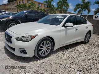 2015 Infiniti Q50 Premium z VIN JN1BV7AR5FM403492, wystawiony jako Copart lot #61761195 z przebiegiem 135 134 mil mil oraz Szkoda całkowita • Salvage title. Historia ofert i sprzedaży dostępna na DreamBid. Obrazek 1.