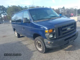 2008 Ford Econoline Passenger XL with VIN 1FBNE31L78DA63624, listed as a IAAI auction lot 42036906 with 94,644 mi miles. Bid and sale history available at carsss.com. Image 1.