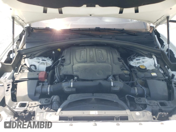 2017 Jaguar F-Pace 35t Premium with VIN SADCJ2BV0HA899581, listed as a Copart auction lot 53705865 with 91,924 mi miles and Salvage title. Bid and sale history available at DreamBid. Image 12.