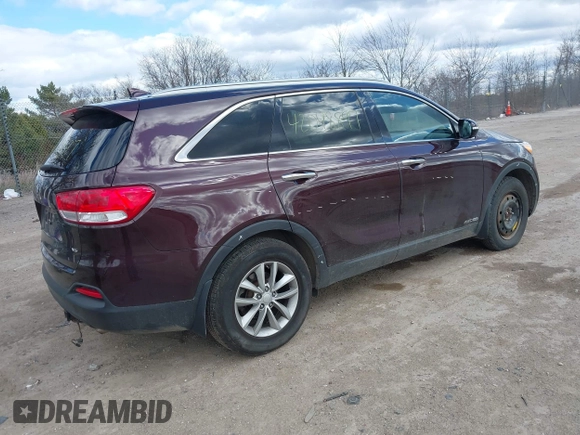 2016 Kia Sorento LX with VIN 5XYPGDA53GG037477, listed as a IAAI auction lot 42048897 with 124,482 mi miles and . Bid and sale history available at DreamBid. Image 4.