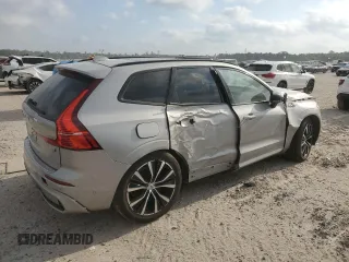 2023 Volvo XC60 Plus Dark Theme with VIN YV4L12RW8P1392949, listed as a Copart auction lot 49341695 with 12,675 mi miles and Salvage Title. Bid and sale history available at carsss.com. Image 3.