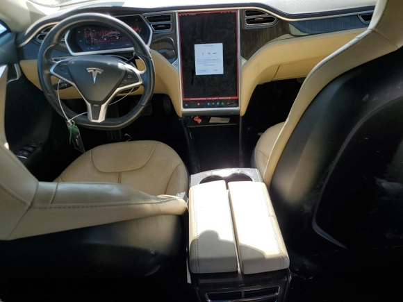 2013 Tesla Model S with VIN 5YJSA1CG7DFP07432, listed as a Copart auction lot 59695375 with 180,037 mi miles and Salvage title. Bid and sale history available at DreamBid. Image 8.