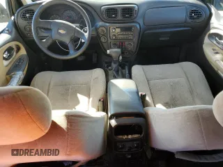 2006 Chevrolet TrailBlazer LS with VIN 1GNET16S966116192, listed as a Copart auction lot 42223135 with 241,480 mi miles and Salvage Title. Bid and sale history available at DreamBid. Image 8.