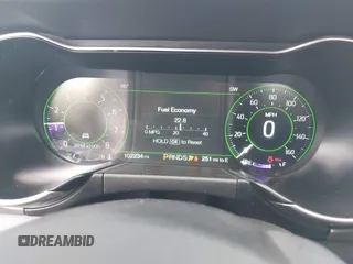 2020 Ford Mustang EcoBoost z VIN 1FATP8UH8L5106720, wystawiony jako IAAI lot #42128952 z przebiegiem 102 234 mil mil oraz . Historia ofert i sprzedaży dostępna na DreamBid. Obrazek 7.