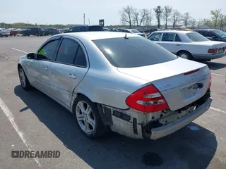 2006 Mercedes-Benz E 350 z VIN WDBUF56J36A954286, wystawiony jako IAAI lot #42116749 z przebiegiem 138 000 mil mil oraz . Historia ofert i sprzedaży dostępna na DreamBid. Obrazek 6.