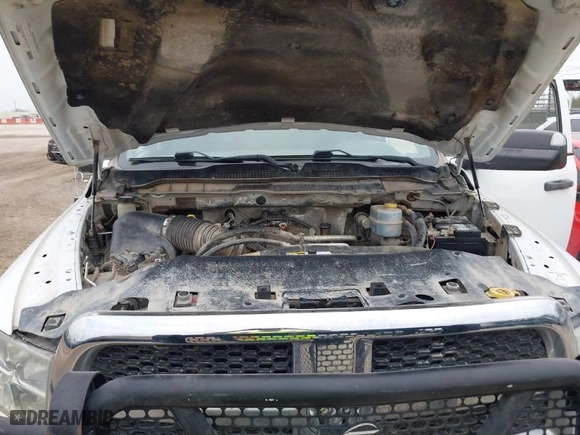 2018 Ram 2500 Tradesman with VIN 3C6UR5HJXJG293850, listed as a IAAI auction lot 41521600 with 151,477 mi miles. Bid and sale history available at carsss.com. Image 10.