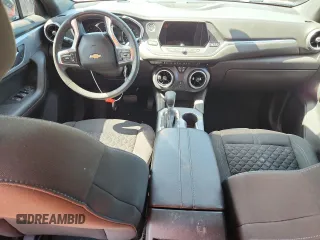 2022 Chevrolet Blazer LT z VIN 3GNKBHR44NS133097, wystawiony jako Copart lot #60976785 z przebiegiem 55 215 mil mil oraz Szkoda całkowita • Salvage title. Historia ofert i sprzedaży dostępna na DreamBid. Obrazek 8.