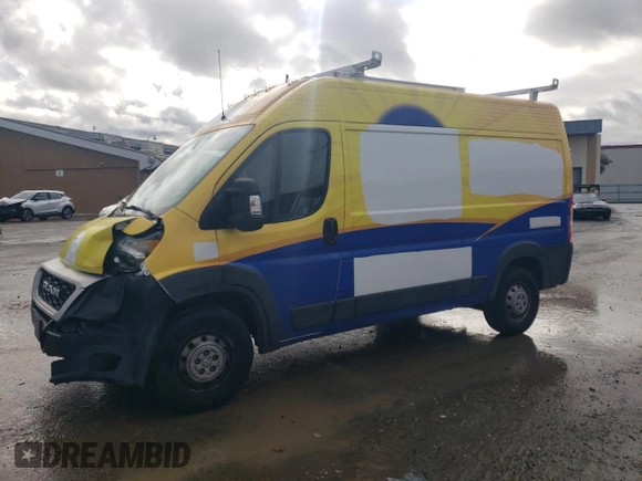 2021 Ram ProMaster Cargo with VIN 3C6LRVBG8ME564901, listed as a Copart auction lot 43367985 with Not Provided miles and Salvage Title. Bid and sale history available at carsss.com. Image 1.