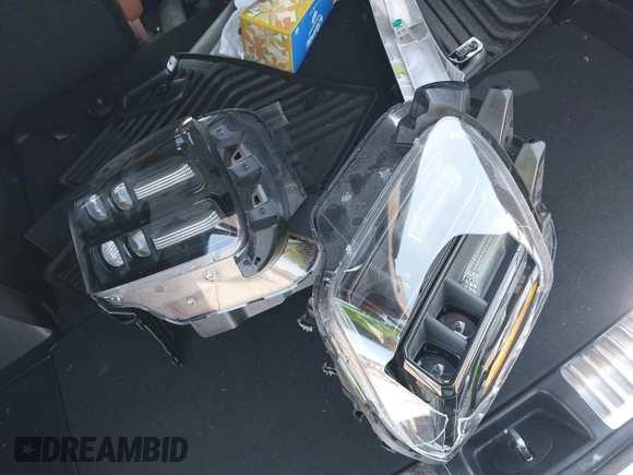 2024 Kia Telluride SX X-Pro с VIN 5XYP5DGC2RG533689, выставлен на аукционе IAAI как лот 42209421 с пробегом 19 325 миль миль и . История ставок и продаж доступна на DreamBid. Изображение 18.