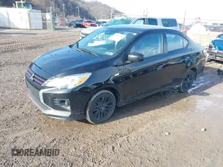 2024 Mitsubishi Mirage ES z VIN ML32FUFJ9RHF11080, wystawiony jako IAAI lot #41519944 z przebiegiem 8 800 mil mil oraz . Historia ofert i sprzedaży dostępna na DreamBid. Obrazek 18.