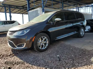 2018 Chrysler Pacifica Limited z VIN 2C4RC1GG2JR122308, wystawiony jako Copart lot #62636694 z przebiegiem 52 189 mil mil oraz Szkody całkowita. Historia ofert i sprzedaży dostępna na DreamBid. Obrazek 1.