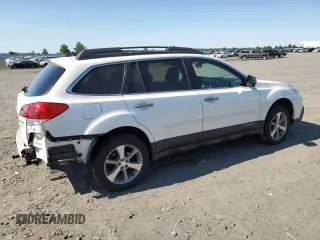 2014 Subaru Outback 2.5i Limited with VIN 4S4BRBPC7E3296629, listed as a Copart auction lot 61613134 with 0 mi miles and Salvage Title. Bid and sale history available at carsss.com. Image 3.