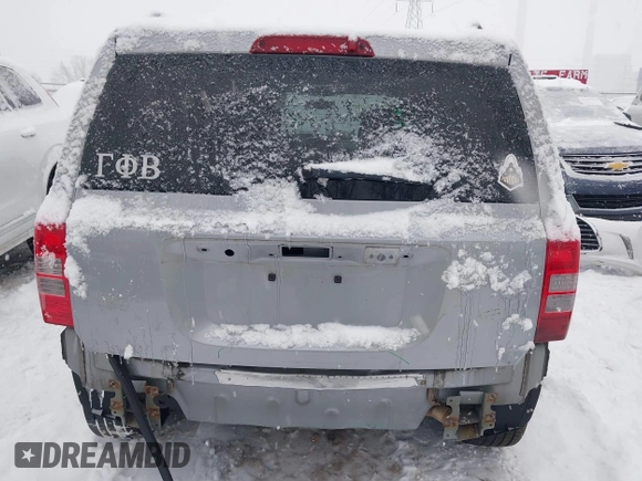 2015 Jeep Patriot Latitude с VIN 1C4NJRFBXFD183487, выставлен на аукционе IAAI как лот 41252110 с пробегом 197 980 миль миль и . История ставок и продаж доступна на DreamBid. Изображение 17.
