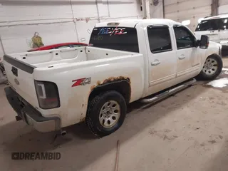2011 Chevrolet Silverado 1500 with VIN 1GCPKTE39BF169611, listed as a IAAI auction lot 41270847 with 184,975 mi miles and . Bid and sale history available at DreamBid. Image 4.