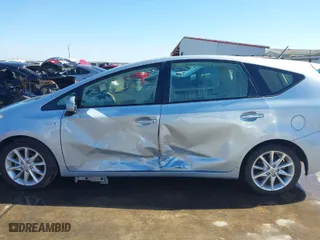 2014 Toyota Prius v Two with VIN JTDZN3EU2E3303616, listed as a IAAI auction lot 41650376 with 86,586 mi miles. Bid and sale history available at carsss.com. Image 14.