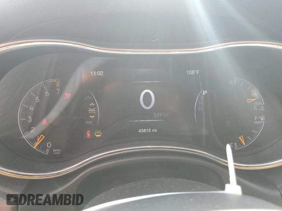 2020 Jeep Grand Cherokee Altitude with VIN 1C4RJFAG5LC267544, listed as a Copart auction lot 61273205 with 43,815 mi miles and Salvage title. Bid and sale history available at DreamBid. Image 9.