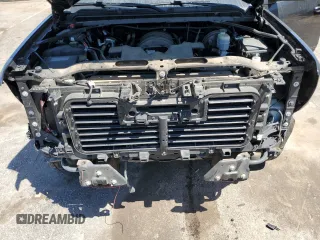 2018 Chevrolet Silverado 1500 LT with VIN 3GCUKREC3JG475223, listed as a Copart auction lot 52489485 with 189,001 mi miles and Salvage Title. Bid and sale history available at carsss.com. Image 11.