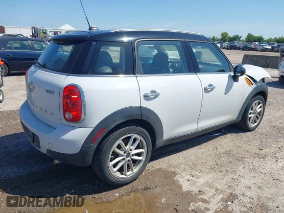 2015 MINI Countryman with VIN WMWZB3C55FWR43773, listed as a IAAI auction lot 42510137 with 150,764 mi miles and . Bid and sale history available at DreamBid. Image 4.