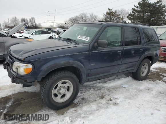 2001 Ford Explorer XLS z VIN 1FMZU62E21UB60975, wystawiony jako Copart lot #41687195 z przebiegiem 181 330 mil mil oraz Szkoda całkowita • Salvage title. Historia ofert i sprzedaży dostępna na DreamBid. Obrazek 1.