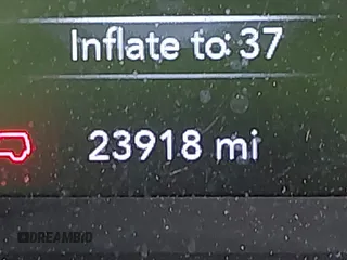 2022 Jeep Wrangler Sport S z VIN 1C4GJXAG8NW232480, wystawiony jako IAAI lot #42248150 z przebiegiem 23 918 mil mil oraz . Historia ofert i sprzedaży dostępna na DreamBid. Obrazek 16.