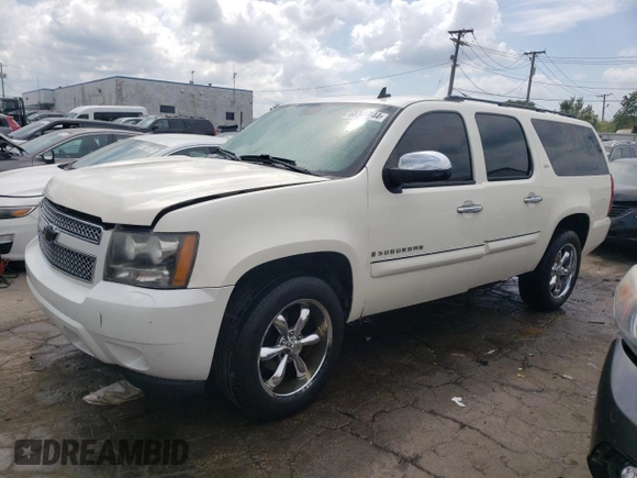 2008 Chevrolet Suburban LT w/2LT with VIN 1GNFK16328R193634, listed as a Copart auction lot 68741644 with 265,320 mi miles and Salvage Title. Bid and sale history available at carsss.com. Image 1.