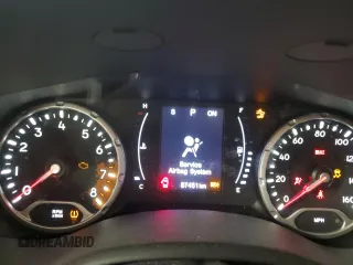 2018 Jeep Renegade Latitude with VIN ZACCJABB5JPG92122, listed as a Copart auction lot 49421115 with 87,451 mi miles and Salvage Title. Bid and sale history available at carsss.com. Image 9.