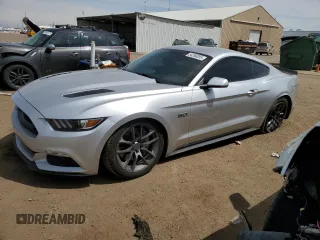 2015 Ford Mustang GT z VIN 1FA6P8CF6F5319943, wystawiony jako Copart lot #54260055 z przebiegiem 65 720 mil mil oraz Szkoda całkowita • Salvage title. Historia ofert i sprzedaży dostępna na DreamBid. Obrazek 1.