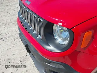 2018 Jeep Renegade Latitude with VIN ZACCJBBB7JPH12067, listed as a IAAI auction lot 42050297 with 103,916 mi miles and . Bid and sale history available at carsss.com. Image 6.