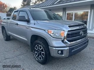 2014 Toyota Tundra 4WD Truck SR with VIN 5TFUY5F15EX359866, listed as a Copart auction lot 88527185 with 254,297 mi miles and Clean Title. Bid and sale history available at carsss.com. Image 1.