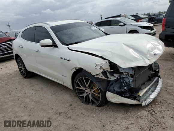 2018 Maserati Levante S with VIN ZN661YUL4JX277719, listed as a Copart auction lot 42124004 with 63,916 mi miles and . Bid and sale history available at carsss.com. Image 4.