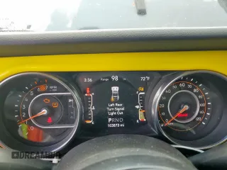 2020 Jeep Wrangler Unlimited Sport S with VIN 1C4HJXDN0LW276906, listed as a Copart auction lot 61099705 with 103,873 mi miles and Salvage title. Bid and sale history available at DreamBid. Image 9.