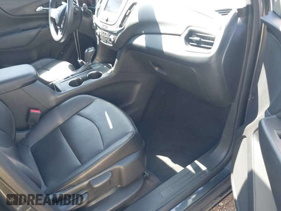 2021 Chevrolet Equinox LT with VIN 3GNAXKEV5ML313271, listed as a IAAI auction lot 41761569 with 31,430 mi miles. Bid and sale history available at carsss.com. Image 5.
