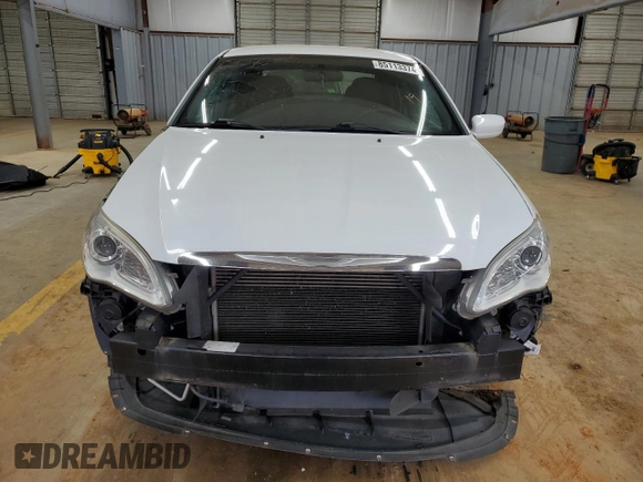2013 Chrysler 200 LX with VIN 1C3CCBAB9DN761882, listed as a Copart auction lot 85113374 with 164,102 mi miles and Salvage Title. Bid and sale history available at carsss.com. Image 5.