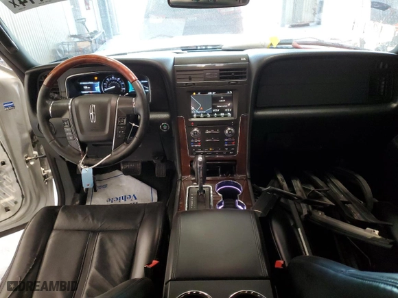 2017 Lincoln Navigator L Select with VIN 5LMJJ3JT4HEL10915, listed as a Copart auction lot 87046114 with 107,446 mi miles and Salvage Title. Bid and sale history available at carsss.com. Image 8.