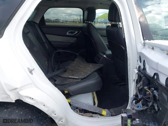 2019 Land Rover Range Rover Velar S with VIN SALYB2EX4KA206989, listed as a IAAI auction lot 41795926 with 79,644 mi miles. Bid and sale history available at carsss.com. Image 8.