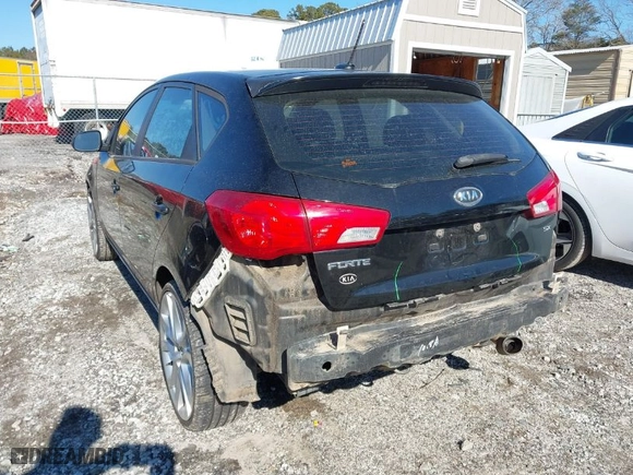 2011 Kia Forte 5-Door SX with VIN KNAFW5A3XB5338328, listed as a IAAI auction lot 41403807 with NaN miles. Bid and sale history available at carsss.com. Image 6.