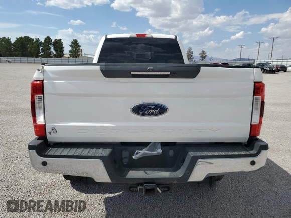 2019 Ford F-350 XL с VIN 1FT8W3BT3KED52392, выставлен на аукционе Copart как лот 62709074 с пробегом 126 670 миль миль и Списание • Salvage title. История ставок и продаж доступна на DreamBid. Изображение 6.