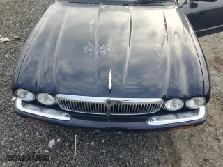2001 Jaguar XJ with VIN SAJDA14C41LF38763, listed as a Copart auction lot 86796434 with 60,076 mi miles and Clean Title. Bid and sale history available at carsss.com. Image 11.