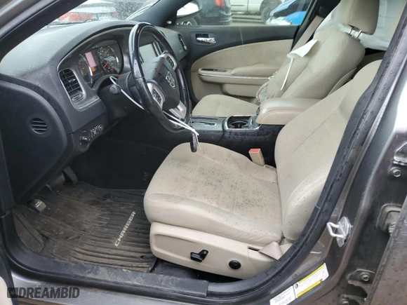 2011 Dodge Charger RT Max with VIN 2B3CM5CT1BH598281, listed as a Copart auction lot 72029554 with 117,454 mi miles and Salvage Title. Bid and sale history available at carsss.com. Image 7.