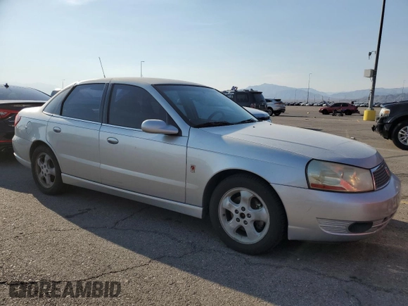 2003 Saturn LS z VIN 1G8JU54F13Y552725, wystawiony jako Copart lot #50244805 z przebiegiem 131 259 mil mil oraz Szkoda całkowita • Salvage title. Historia ofert i sprzedaży dostępna na DreamBid. Obrazek 4.
