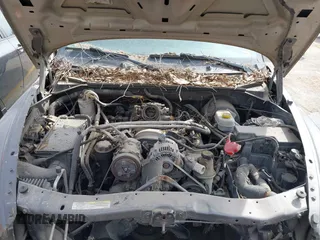 2002 Dodge Dakota Sport with VIN 1B7HG38N92S663249, listed as a IAAI auction lot 41912626 with 240,019 mi miles. Bid and sale history available at carsss.com. Image 10.