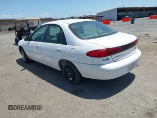 1997 Ford Escort LX z VIN 1FALP13P6VW331635, wystawiony jako IAAI lot #42338881 z przebiegiem 117 385 mil mil oraz . Historia ofert i sprzedaży dostępna na DreamBid. Obrazek 3.