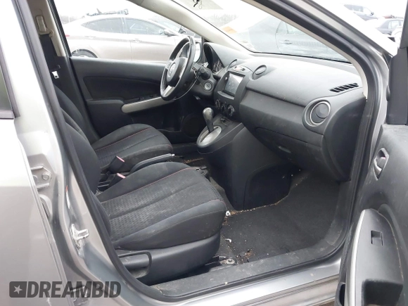 2011 Mazda 2 Sport with VIN JM1DE1HY3B0115181, listed as a IAAI auction lot 41534844 with 102,681 mi miles and . Bid and sale history available at carsss.com. Image 5.
