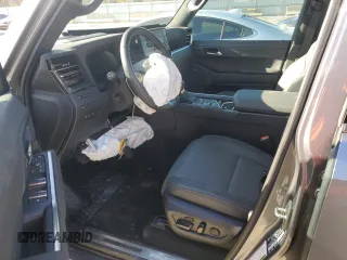2024 Lexus GX with VIN JTJVBCDXXR5000383, listed as a Copart auction lot 85711724 with 440 mi miles and Salvage Title. Bid and sale history available at carsss.com. Image 7.
